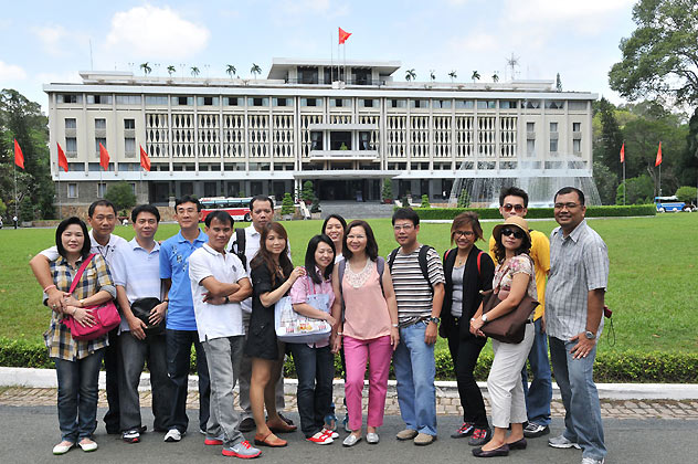 ภาพประทับใจ ภาพกรุ๊ปทัวร์ พนักงาน ทริป โฮจิมินห์ ดาลัต ทะเลทรายมุ่ยเน่