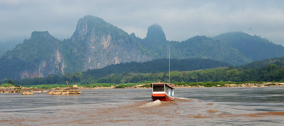 ภาพประทับใจ เที่ยวหลวงพระบางไปกับ Lao Central Airlines สายการบินแห่งใหม่ของลาว 7-10 ธค. 55 ภาพชุด 6