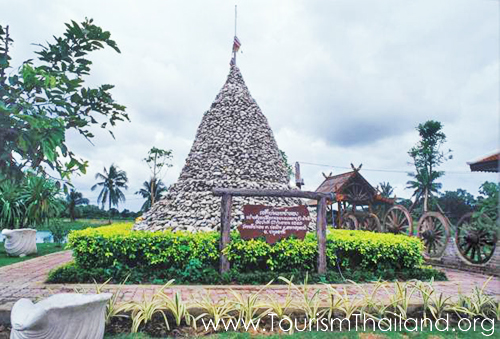 วัดเจดีย์หอย ต.บ่อเงิน อ.ลาดหลุมแก้ว จ.ปทุมธานี 